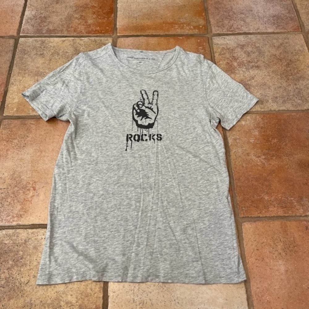 John Varvatos  T-shirt size XS